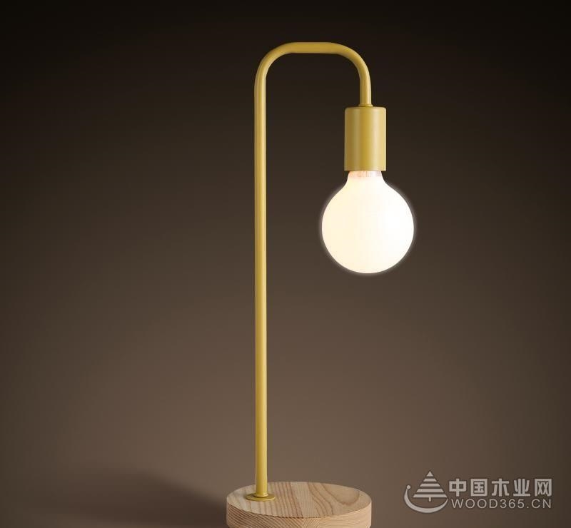 华雄台灯好不好?特点是什么?(图1) 华雄台灯好不好?特点是什么?